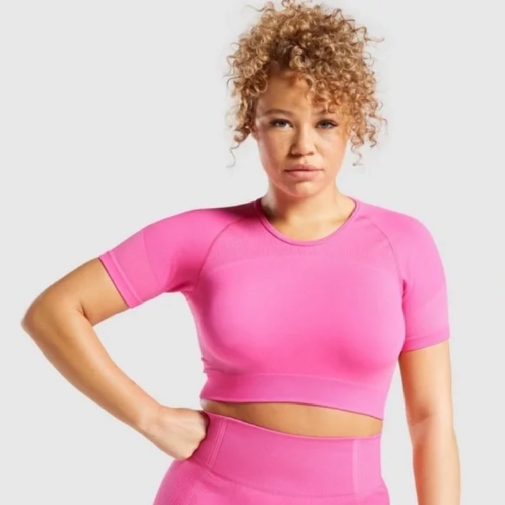 NWOT Gymshark ultra seamless crop top